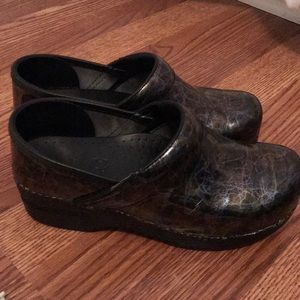 Dansko Shoes 👞